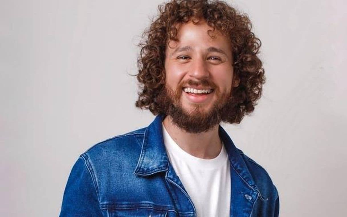 Moda Imposible salir SOBRIO de esta ciudad, Luisito Comunica. 