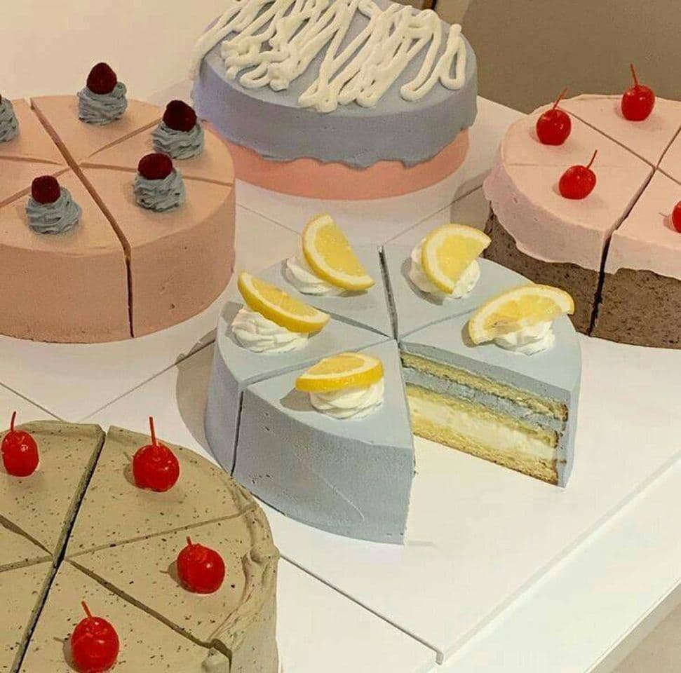 Moda Cake