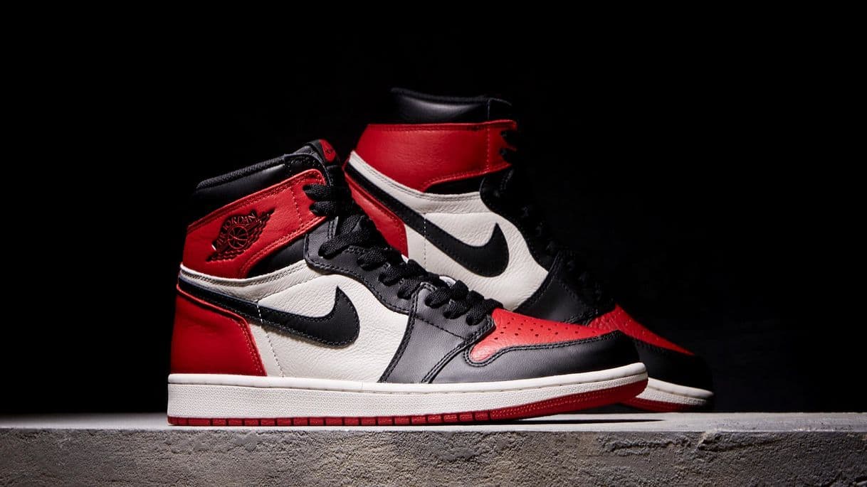 Product Nike Air Jordan 1 Retro High OG 'BRED Toe'