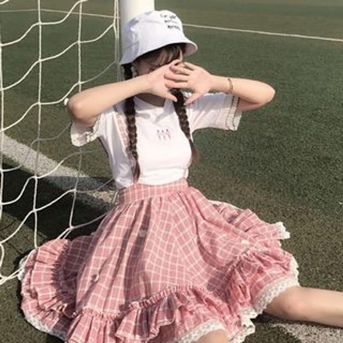 Fashion Crew-Neck Short-Sleeve T-Shirt / Plaid Suspender Skirt