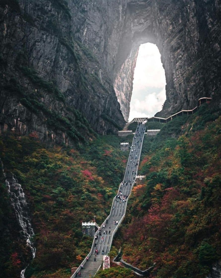 Place Tianmen Mountain