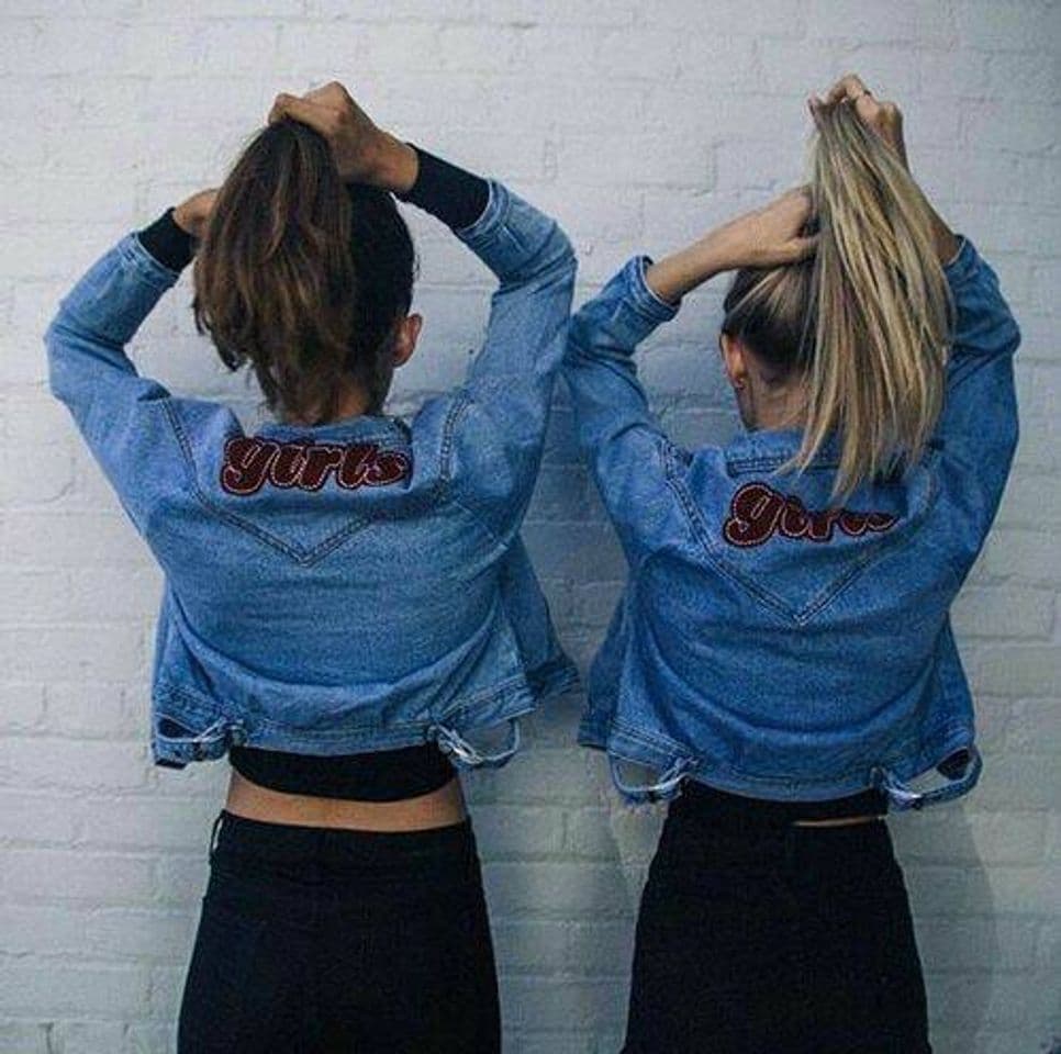 Fashion Foto de melhores amigas💞🦋