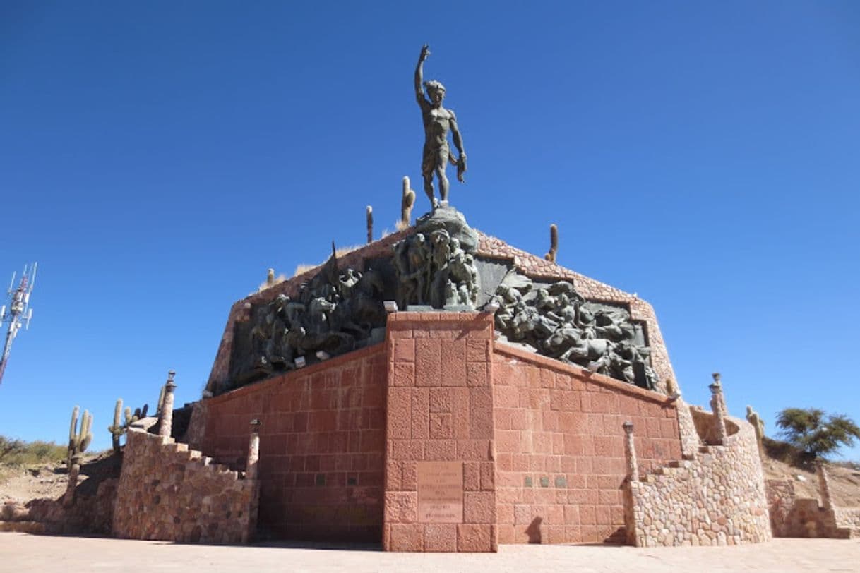 Place Monumento a los Héroes de la Independencia