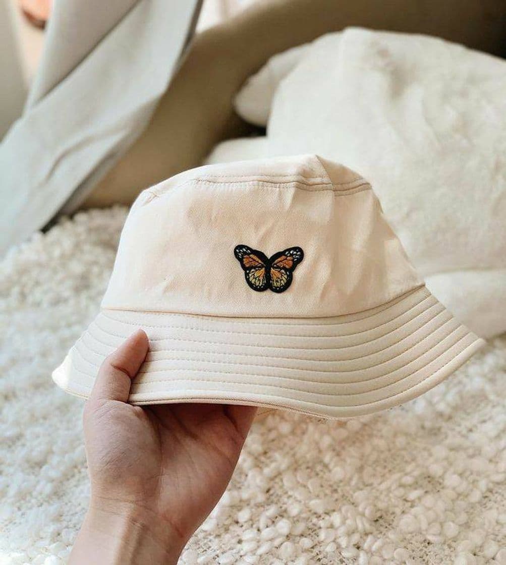 Moda cream bucket hat