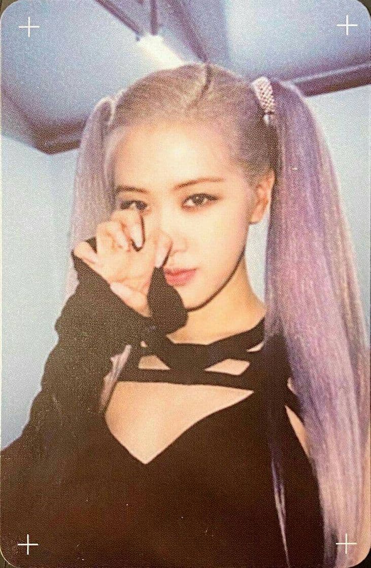 Moda Roseanne Park 