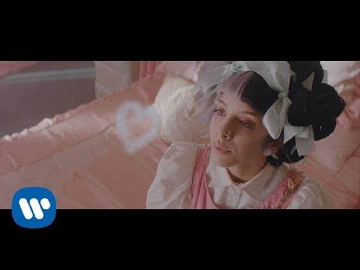 Moda Melanie Martinez - Mad Hatter (Official Music Video) - YouTube