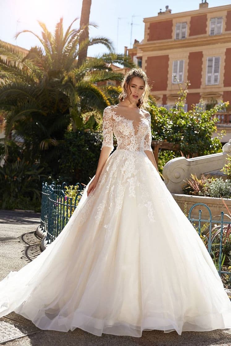 Producto 3/4 Sleeve Lace Ball Gown Wedding Dress