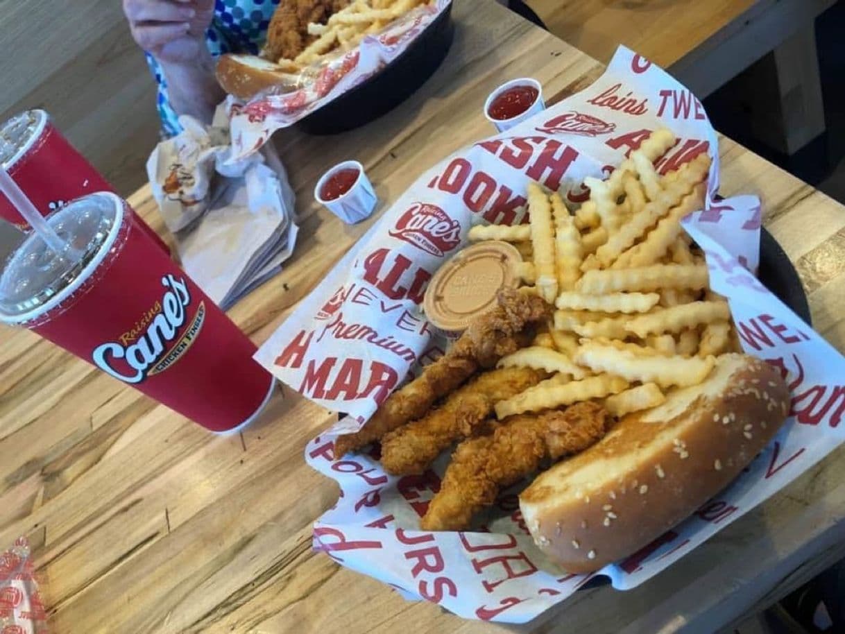 Restaurants Raising Cane's Chicken Fingers