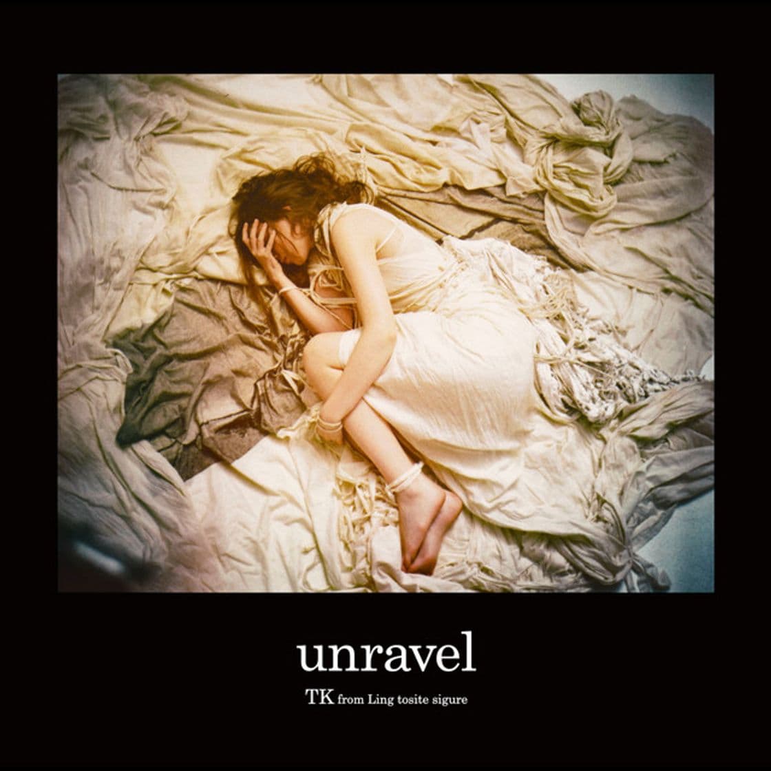 Canción Unravel - Acoustic Version