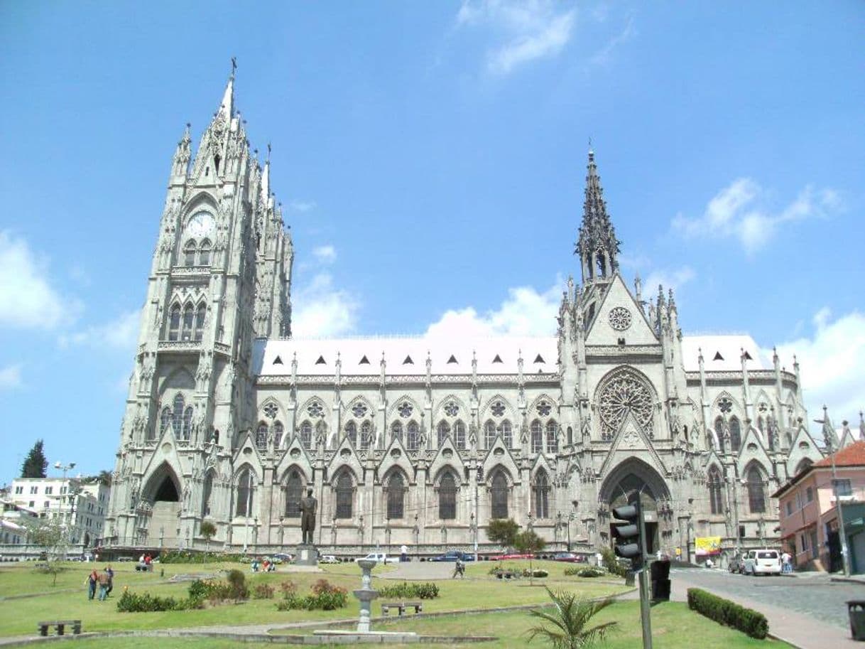 Lugar Basílica del Voto Nacional