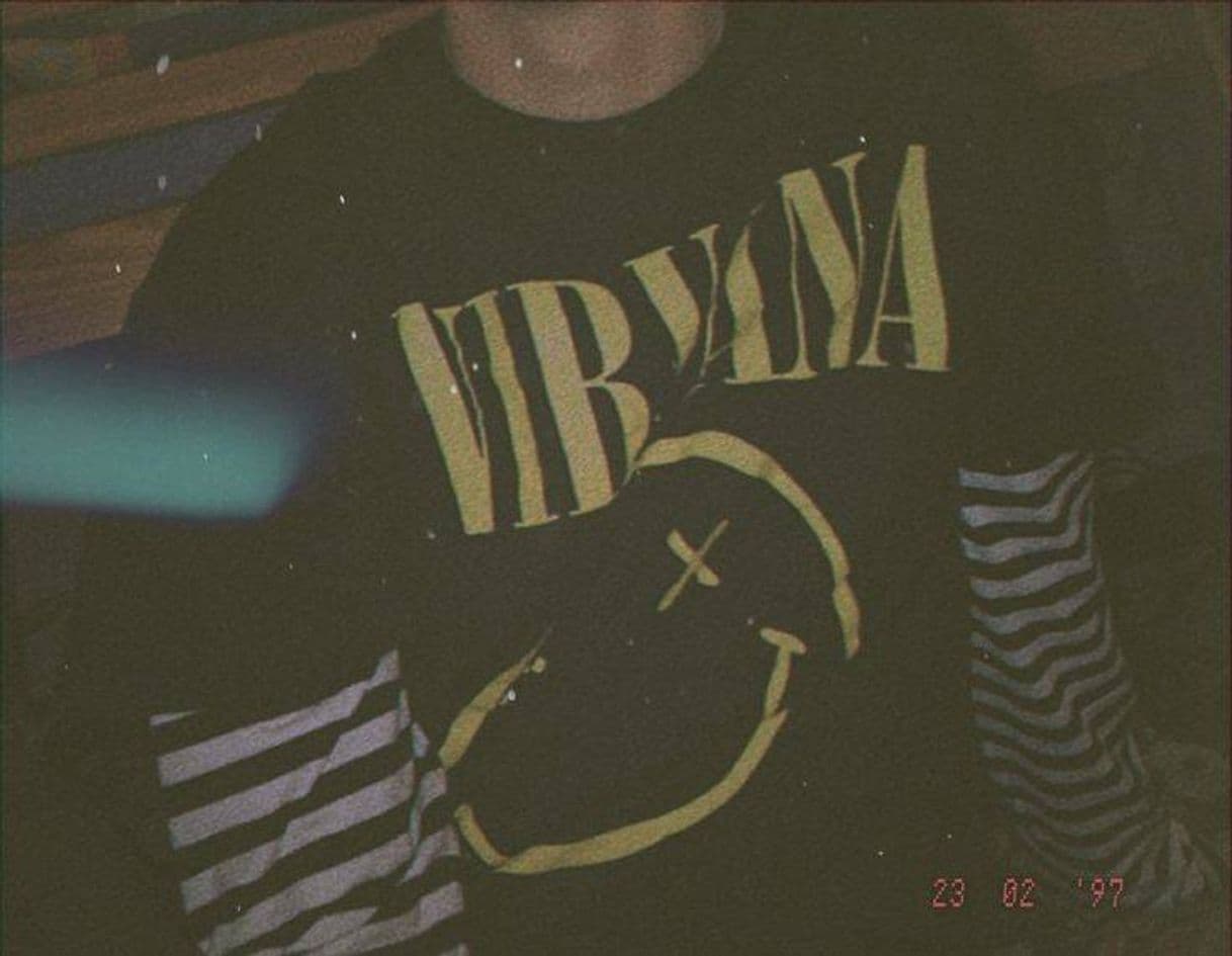 Producto AWDIP Oficial Nirvana Smiley T-Shirt