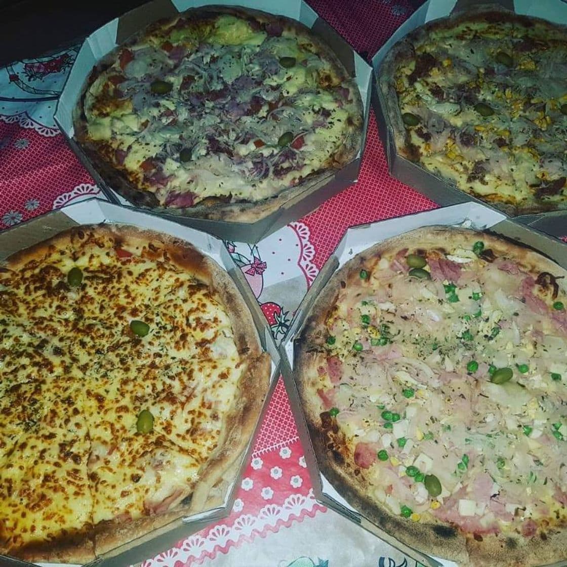 Restaurantes MC Pizza • PIZZARIA FORNO A LENHA