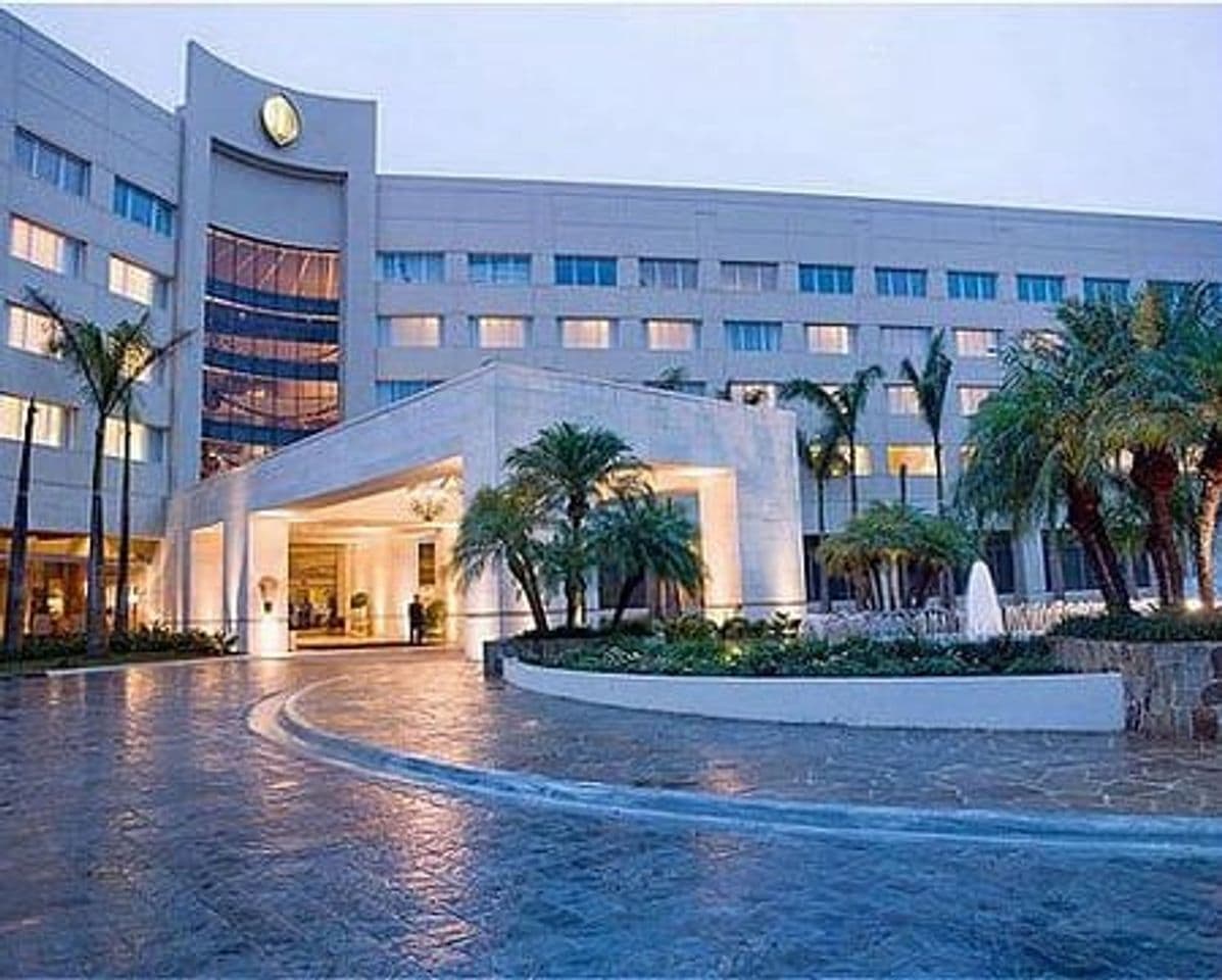 Lugar Hotel InterContinental Escazú