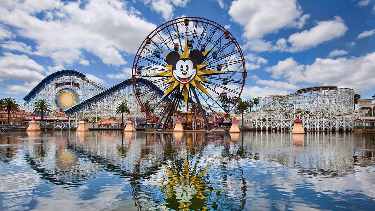 Lugar Disneyland Resort