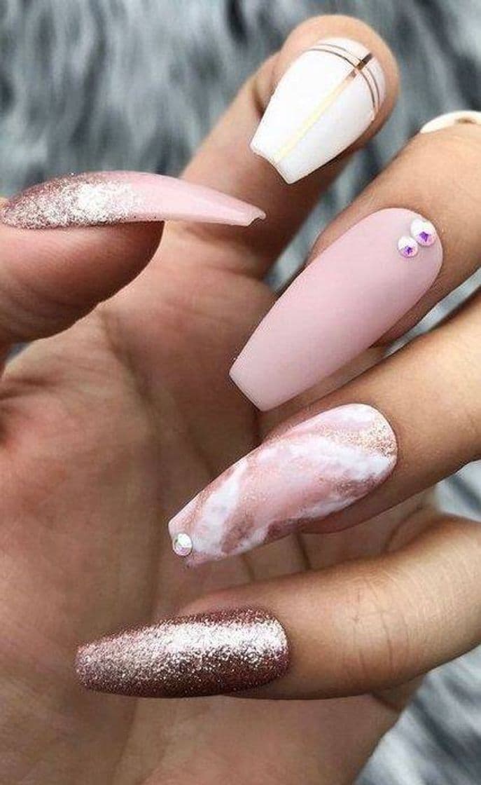 Moda Uñas acrilicas decoradas