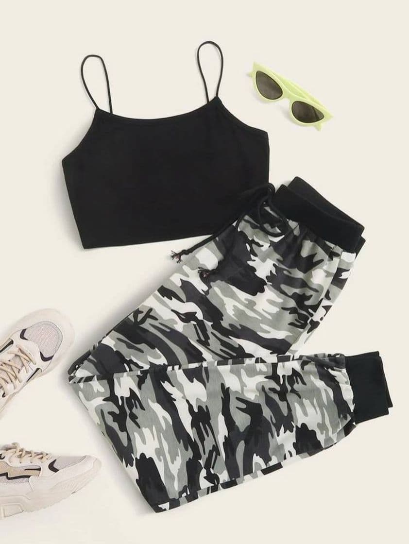 Moda Solid Cami Top & Camo Sweatpants Set