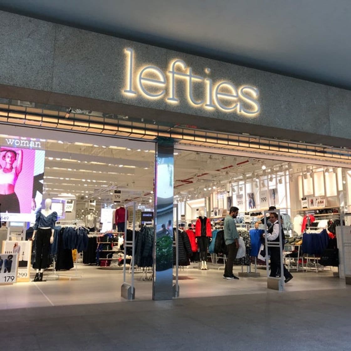 Place Lefties