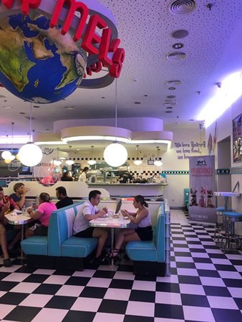 Restaurantes Tommy Mel's (CC Aqua)