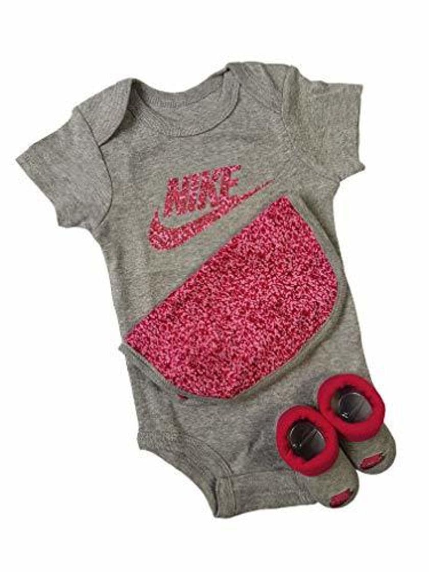 Producto Nike - Conjunto de pijama y calcetines