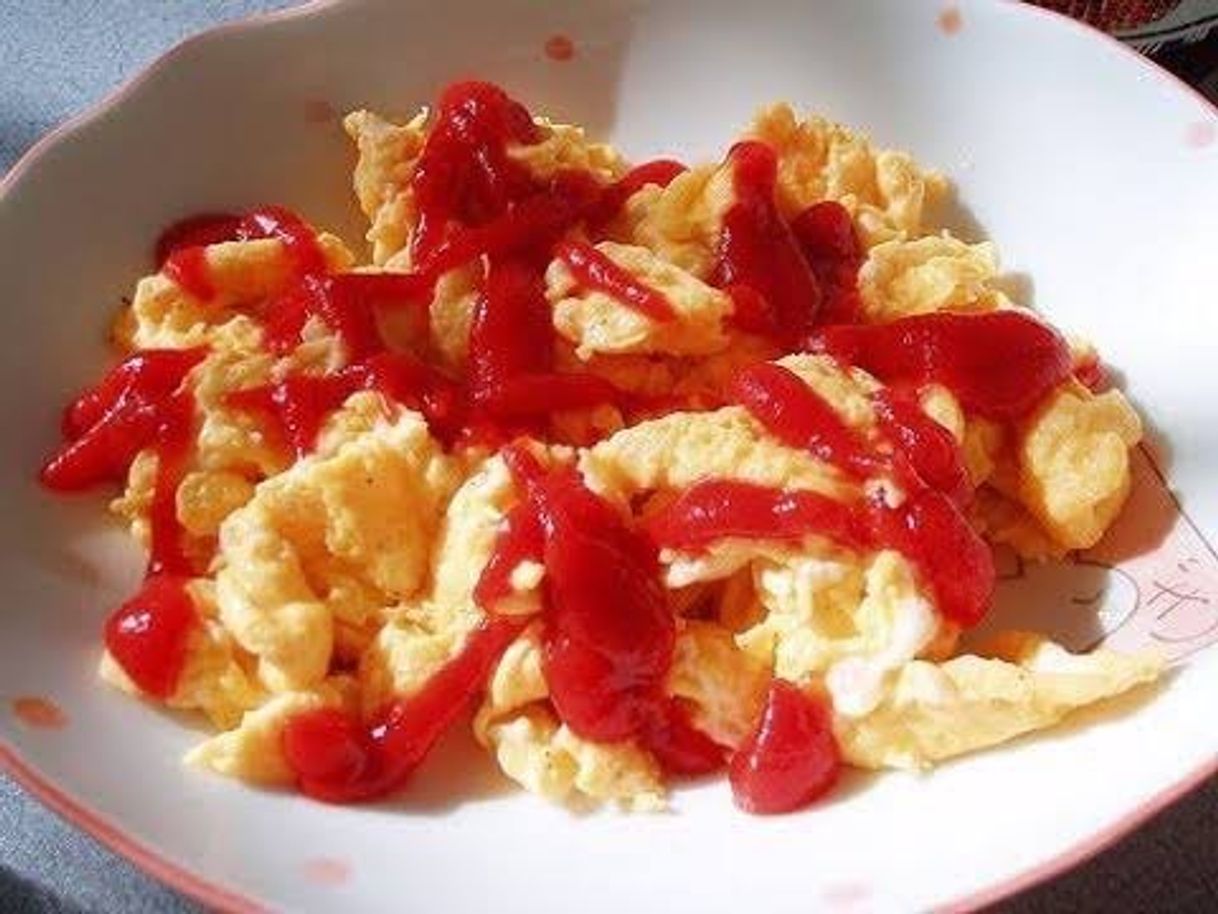 Moda Huevo con catsup para desayunar 