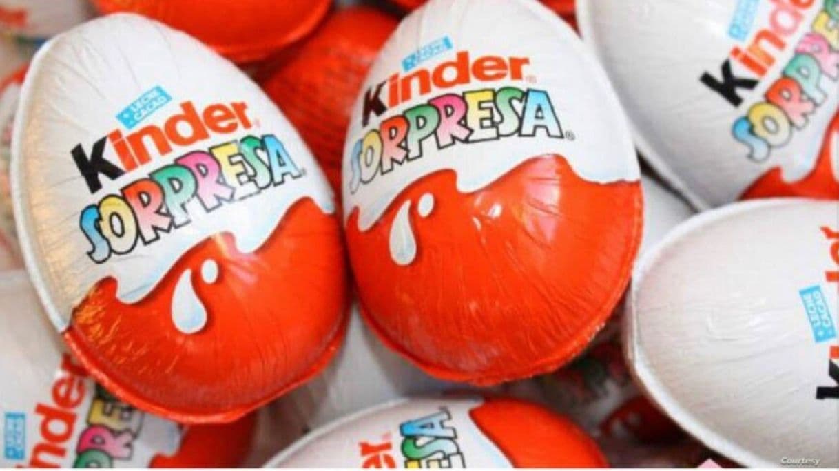 Elemento de la categoría hogar Kinder Huevo De Chocolate Sorpresa