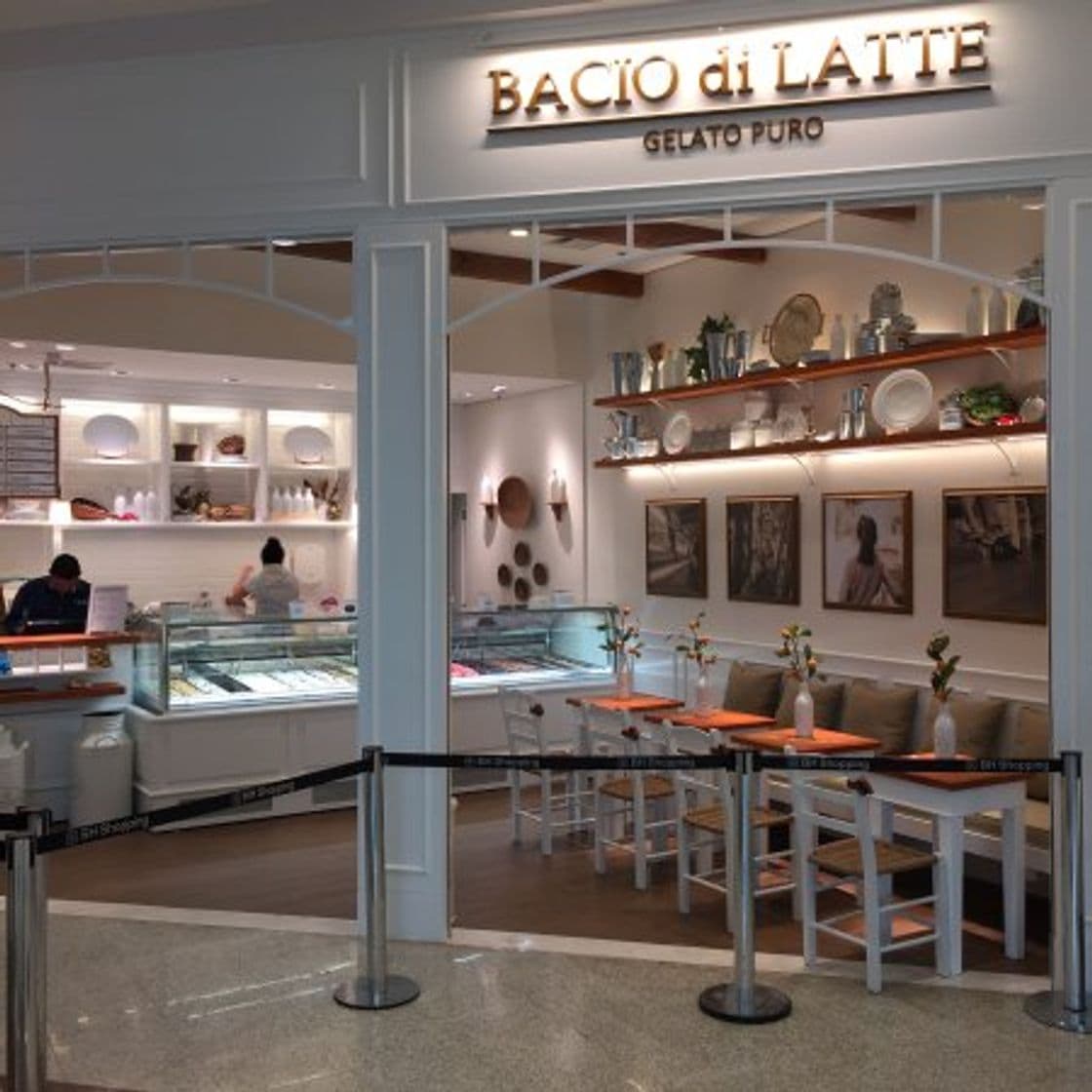 Restaurants Bacio di Latte