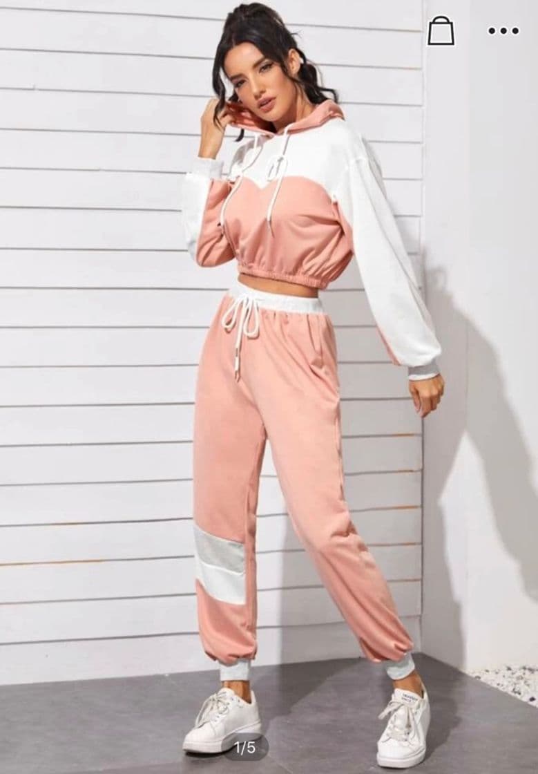 Moda Drawstring Crop Hoodie & Sweatpants