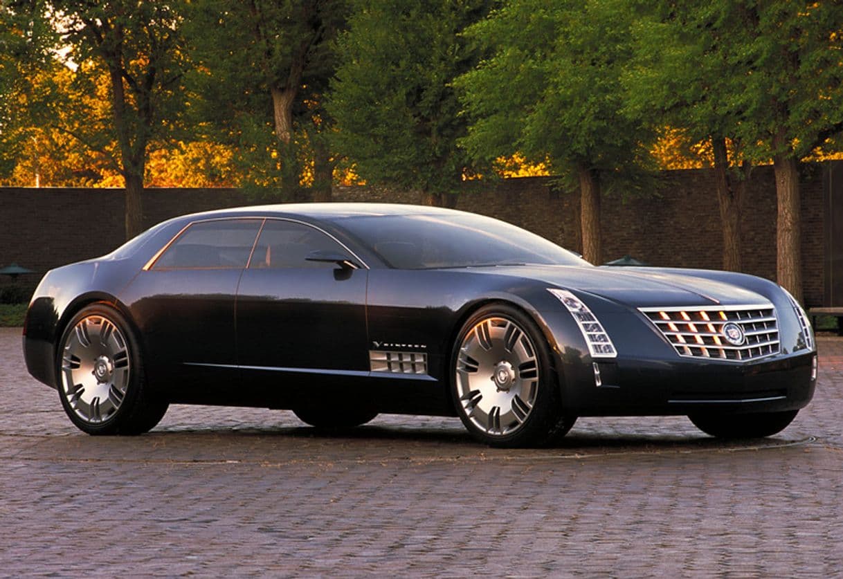 Moda Cadillac sixteen