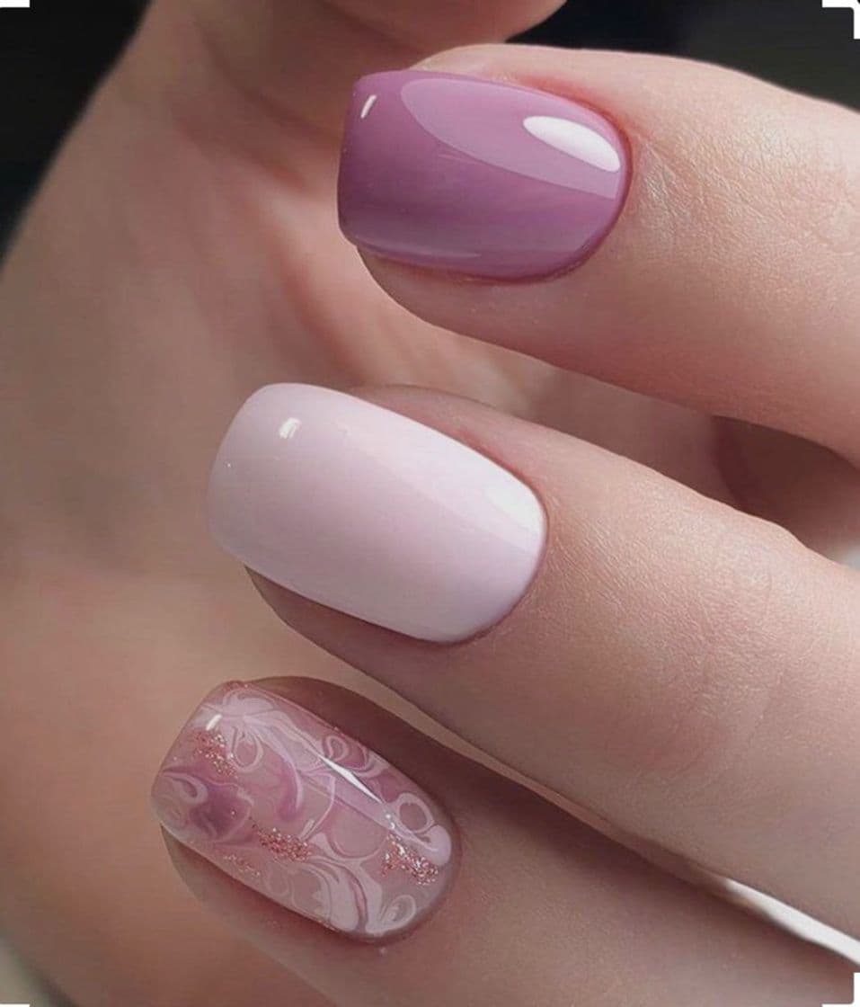 Moda Uñas en tonos rosas