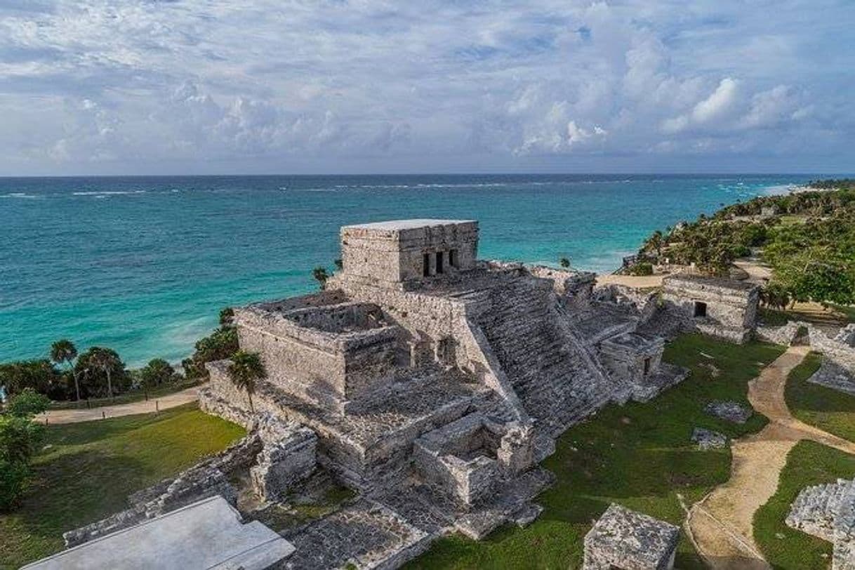 Place Zona Arqueológica de Tulum