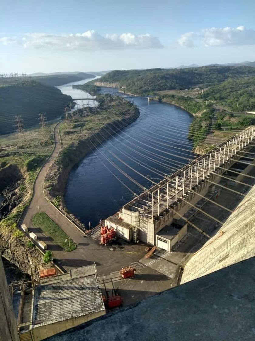 Place Embalse de Guri