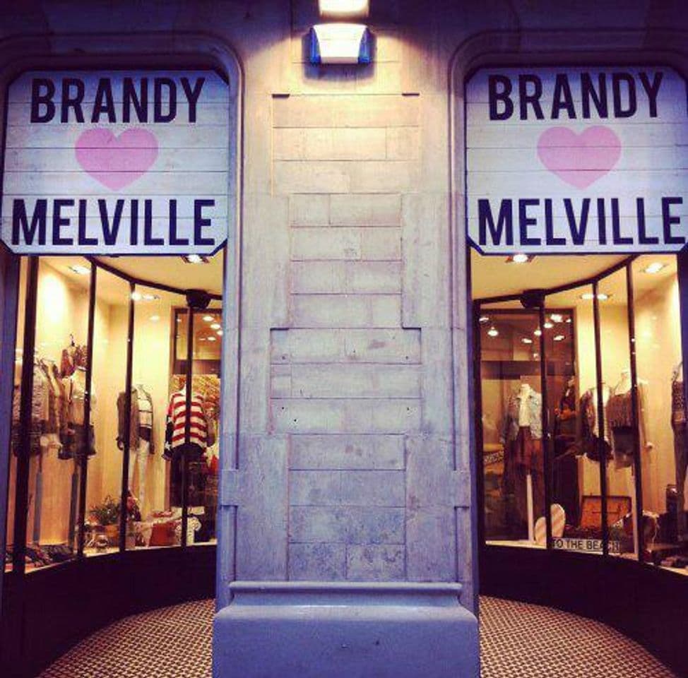 Place Brandy Melville