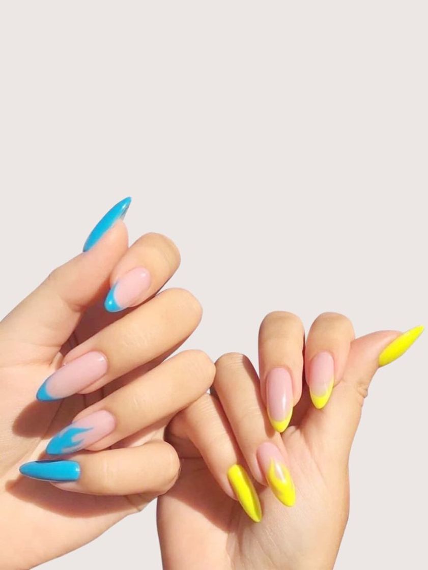 Moda Uñas minimalistas