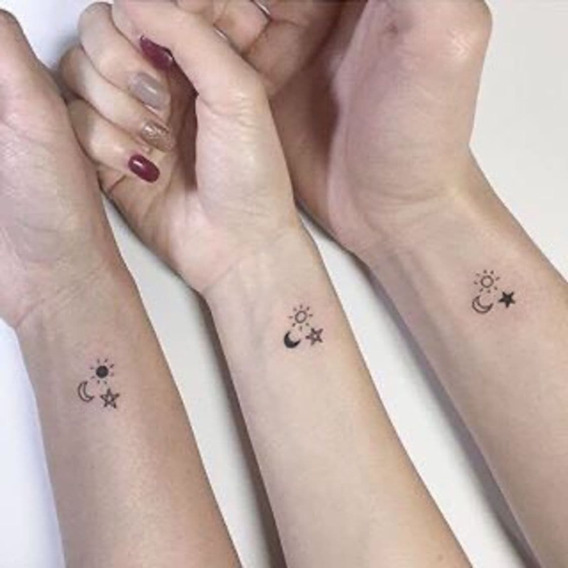 Fashion Tatuagem minimalista 