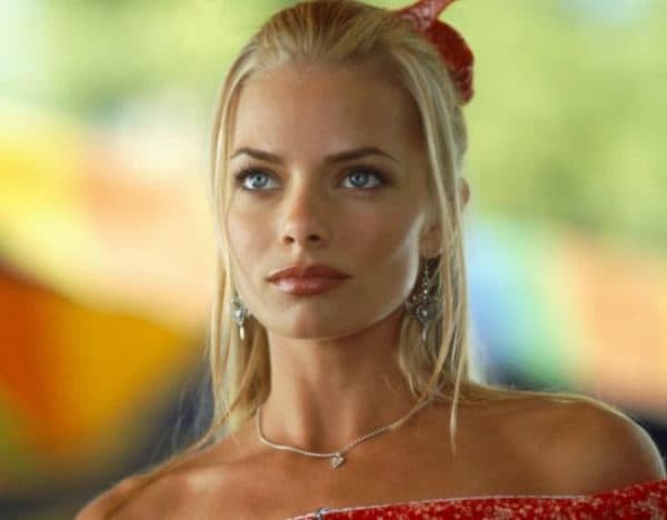 Moda Margot Robbie - Wikipedia