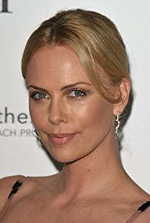 Fashion Charlize Theron