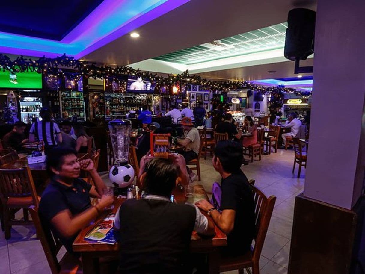 Restaurantes La Taberna de los Amigos - Yaxchilan