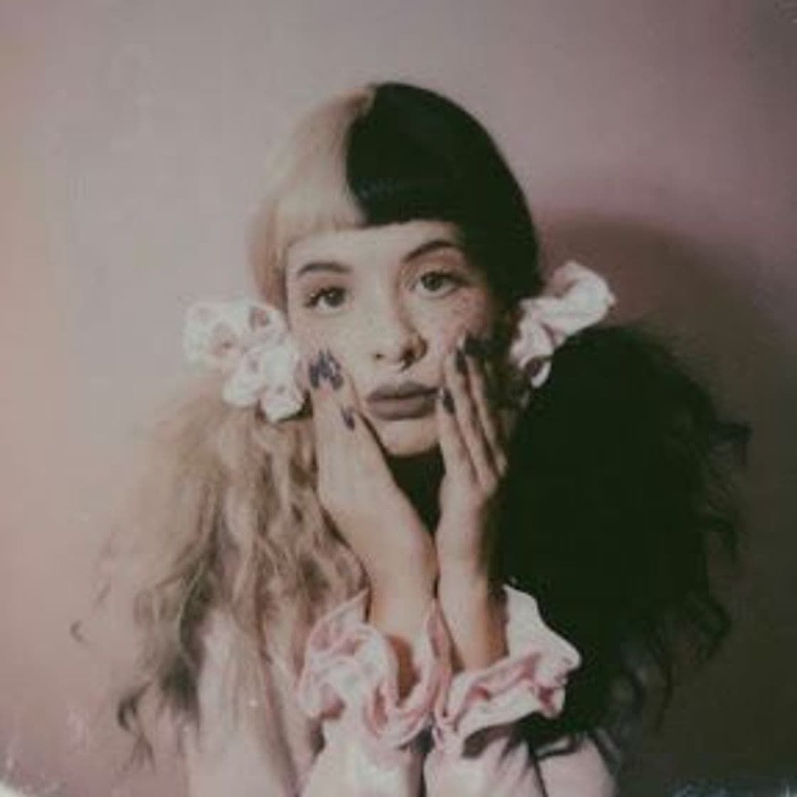 Canción Melanie Martinez - YouTube