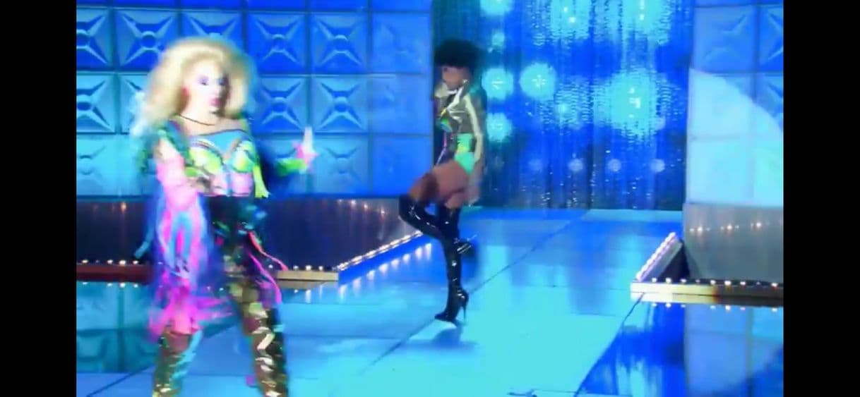 Fashion Alyssa Edwards vs Shea Couleé. 