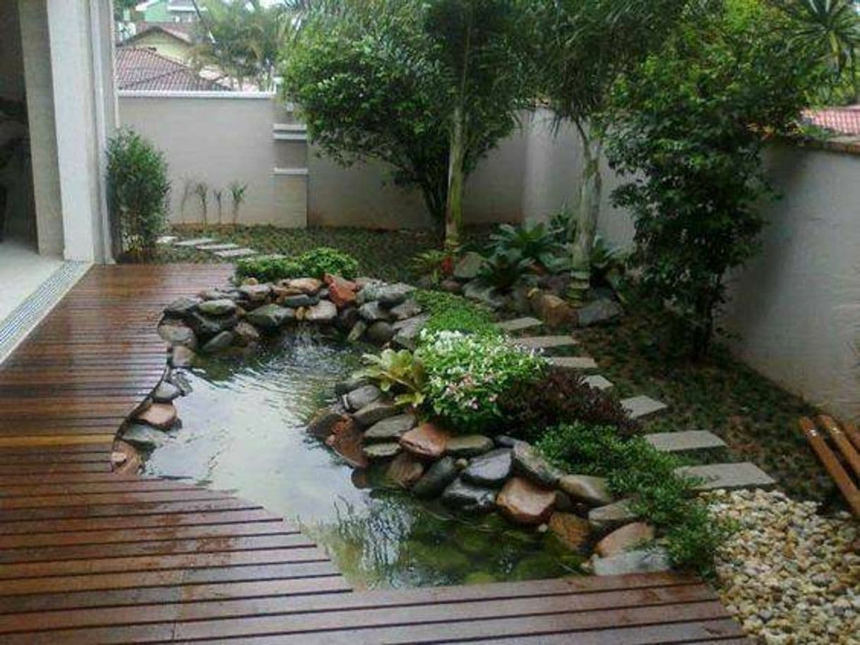 Moda Jardim com lago