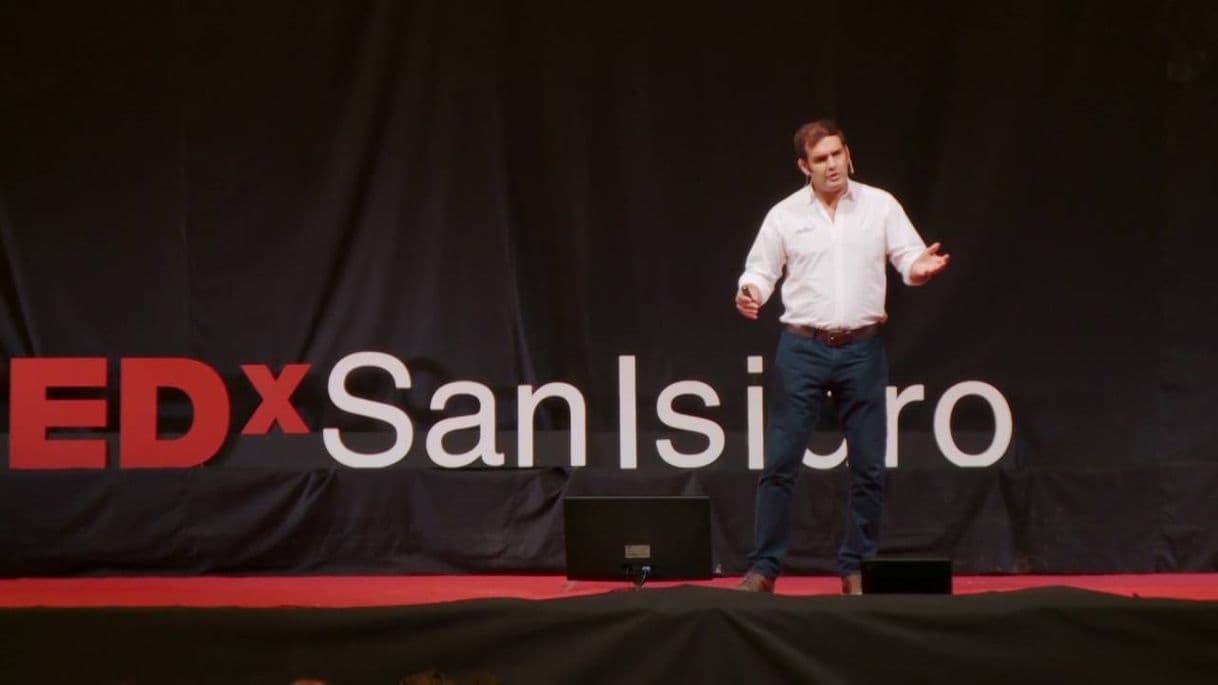 Fashion Sólo cambié mi actitud y todo cambió | TEDxSanIsidro - YouTube