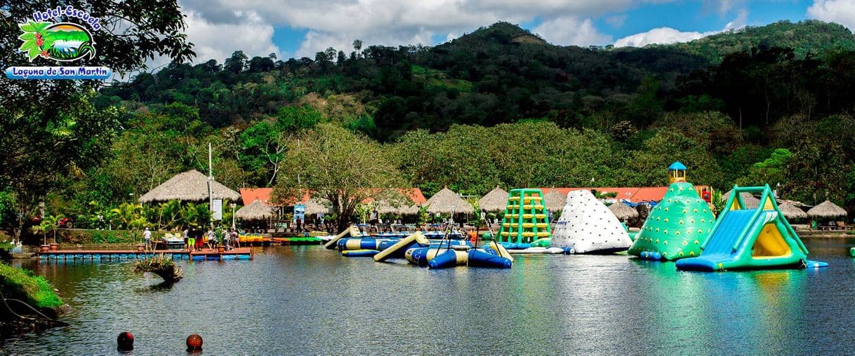 Lugar Hotel Escuela Laguna de San Martín