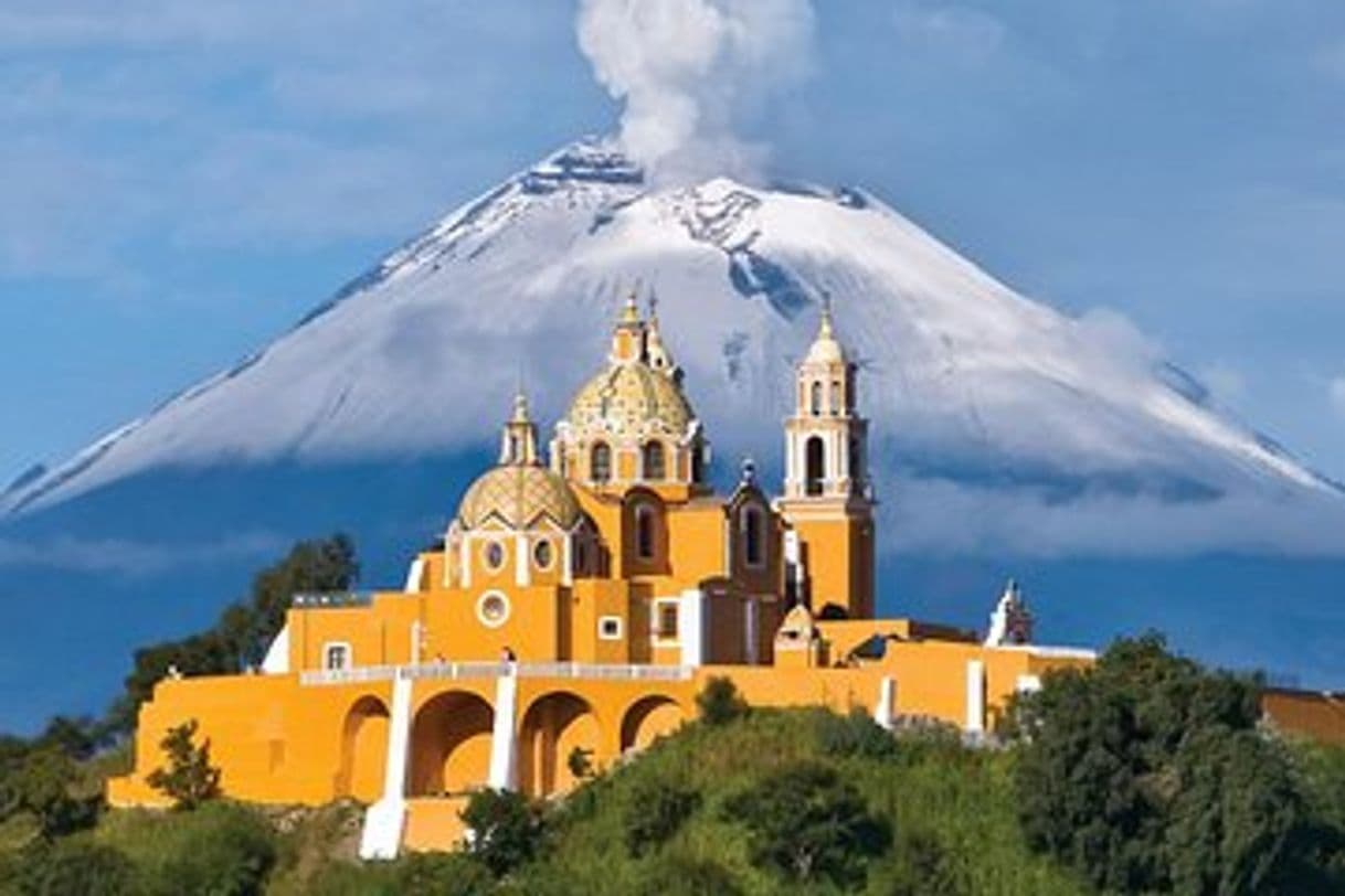 Place Pirámide de Cholula