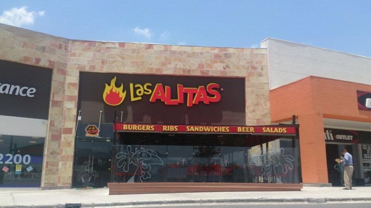 Restaurants Las Alitas Patio Lincoln