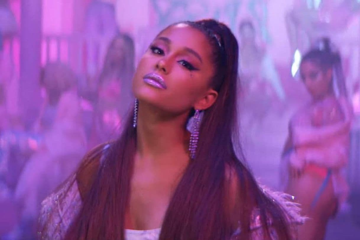 Canción 7 rings