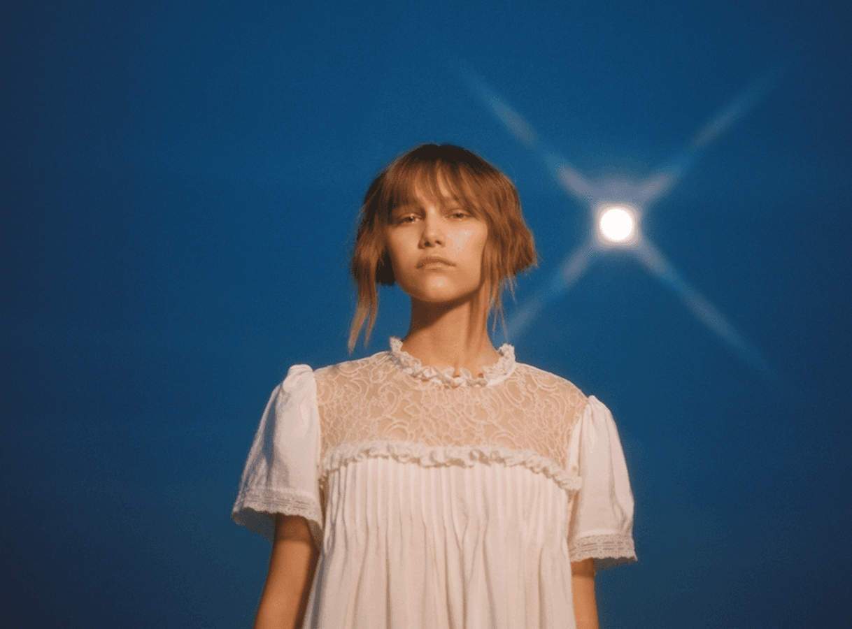 Canción Grace Vanderwaal 