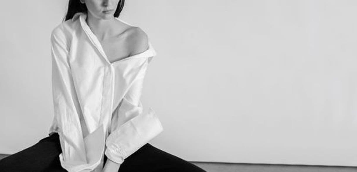 Lugar The UNDONE | Effortless Minimalist | Shop Elevated Wardrobe ...