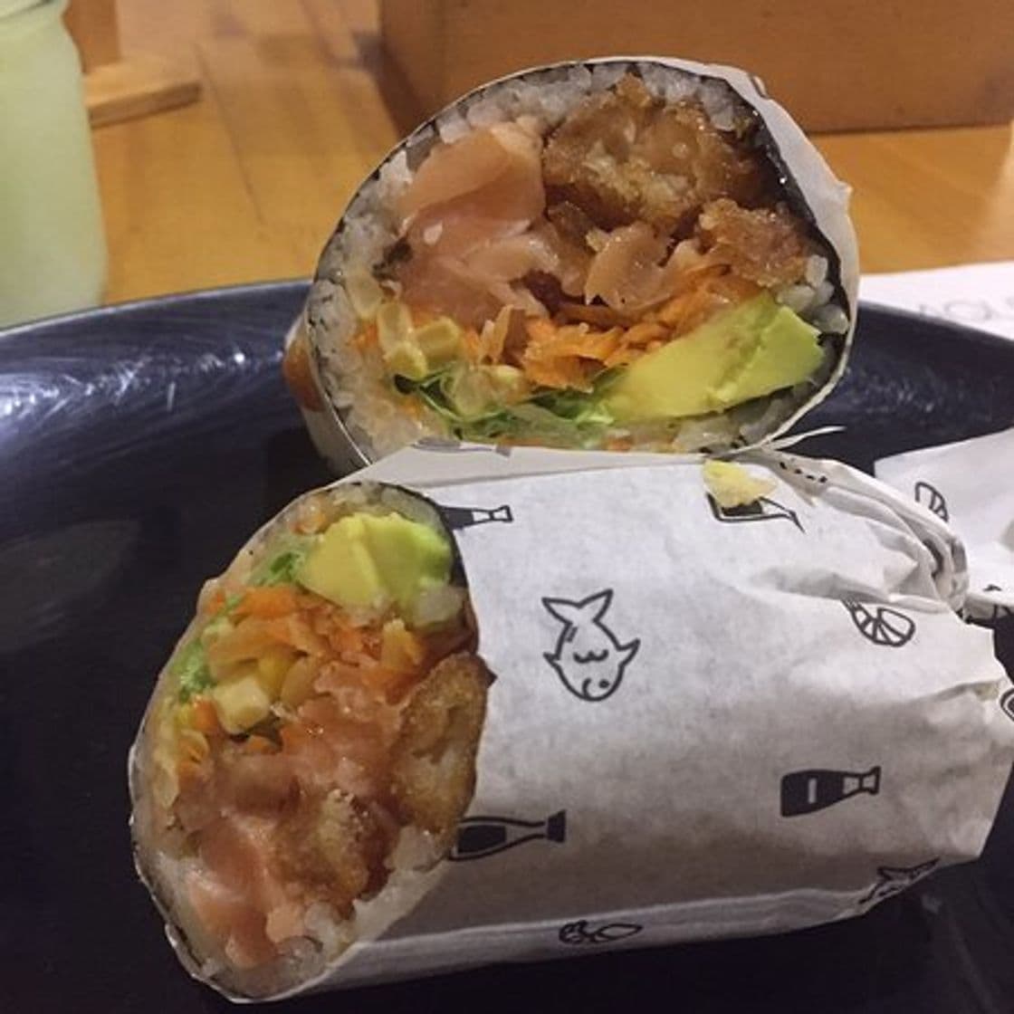 Restaurantes Roll Up - SushiBurrito