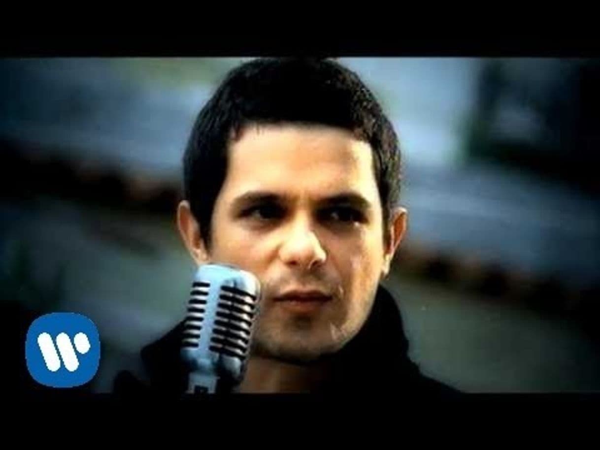 Fashion Alejandro Sanz - "Amiga Mia" (Video Oficial) - YouTube