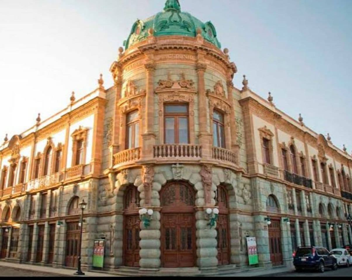 Lugar Teatro Macedonio Alcalá